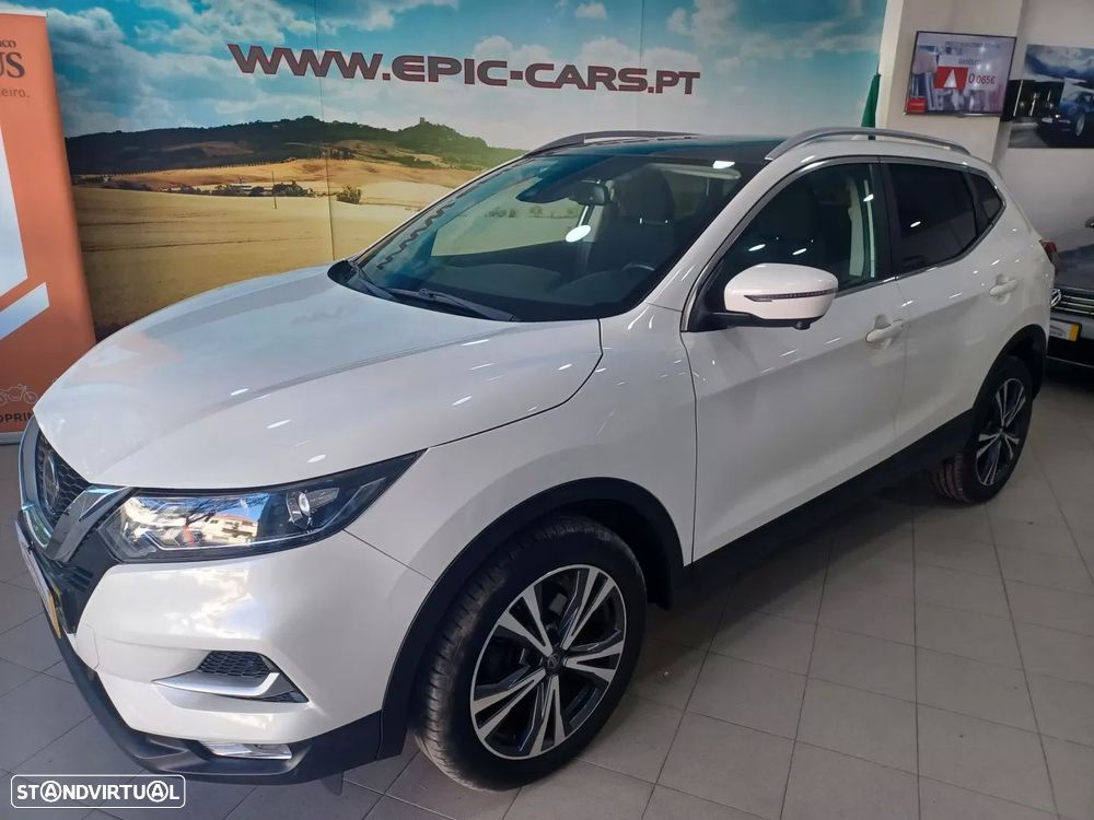 Nissan Qashqai 1.5 dCi N-Connecta J18 — photo 2
