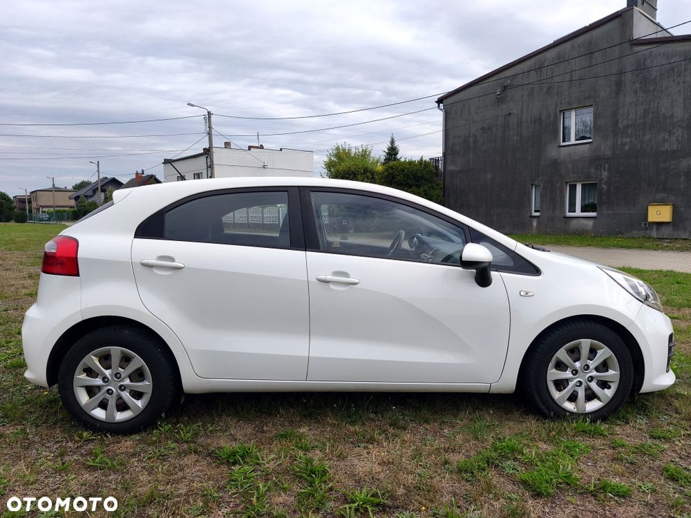 Kia Rio - 3