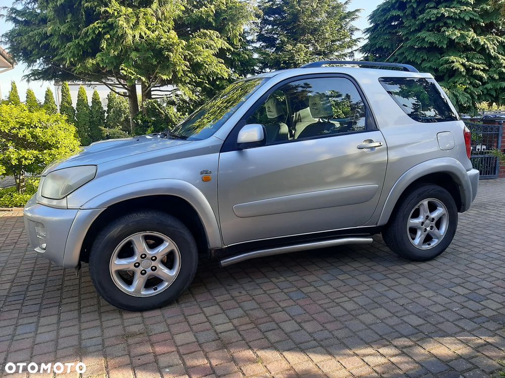 Toyota RAV4 D-4D 4x4 - 1