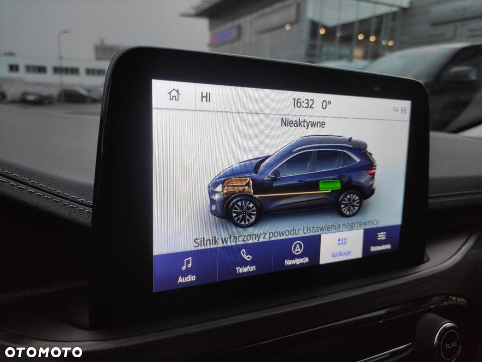 Ford Kuga - 24