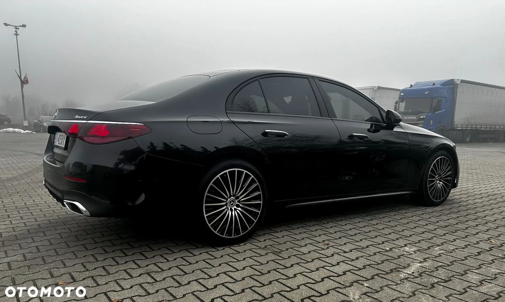 Mercedes-Benz Klasa E 220 d mHEV 4-Matic AMG 9G-Tronic - 6