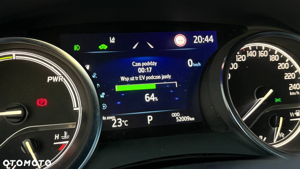 Toyota Camry 2.5 Hybrid Comfort CVT - 33