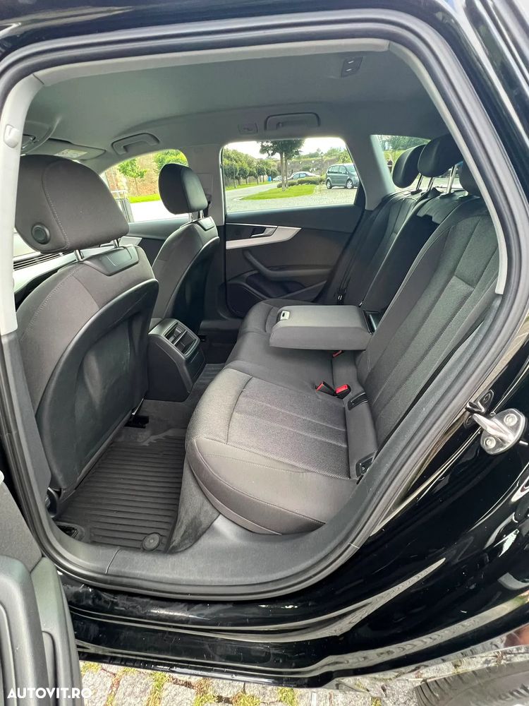 Audi A4 Avant 35 TDI S tronic design - 6