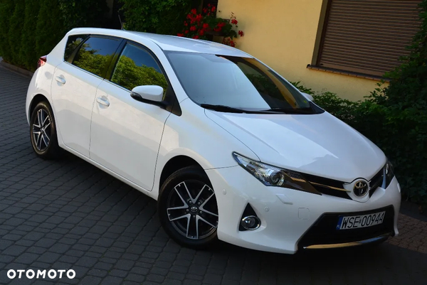 Toyota Auris 1.6 Premium