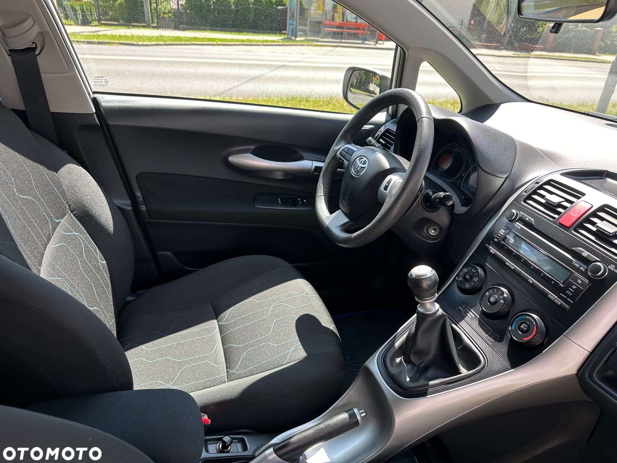 Toyota Auris - 18