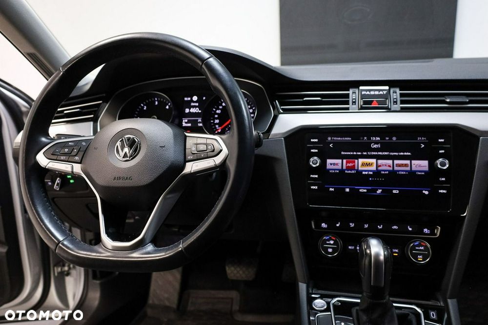 Volkswagen Passat - 23