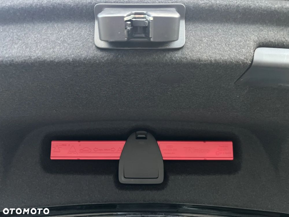 Audi A3 Limousine 30 TFSI mHEV Advanced S tronic - 34