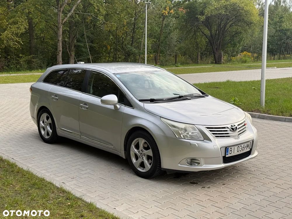 Toyota Avensis 1.8 Sol plus NAVI - 3