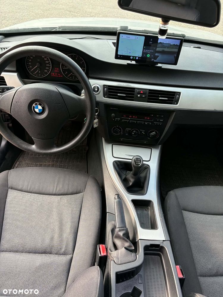 BMW Seria 3 - 12