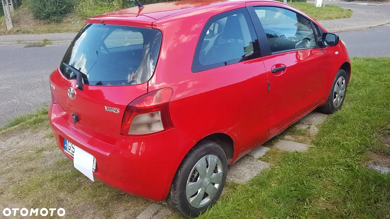 Toyota Yaris 1.0 Luna - 3