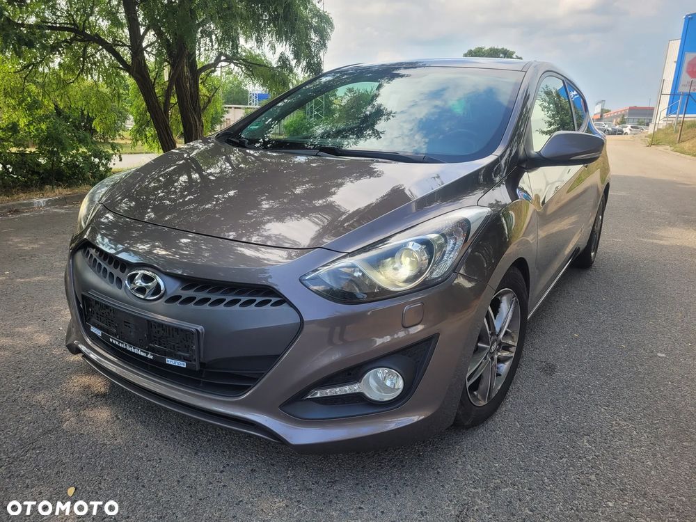 Hyundai i30 1.6 CRDi Style - 1