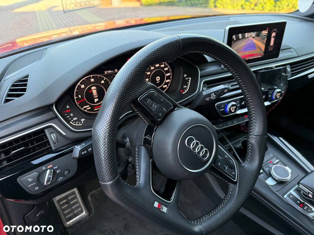 Audi A4 Avant 45 TDI quattro tiptronic S line - 24