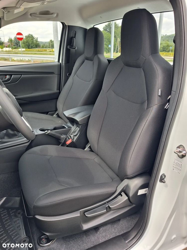 Isuzu D-Max 2.2 SC L 4WD - 12