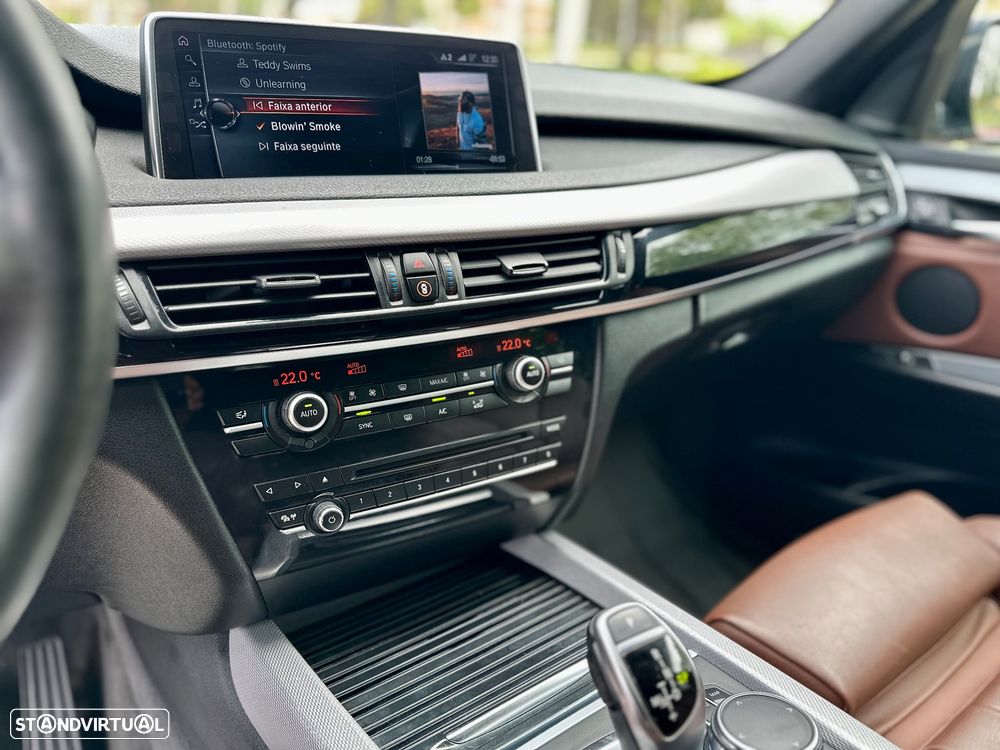 BMW X5 25 d sDrive Pack M - 54