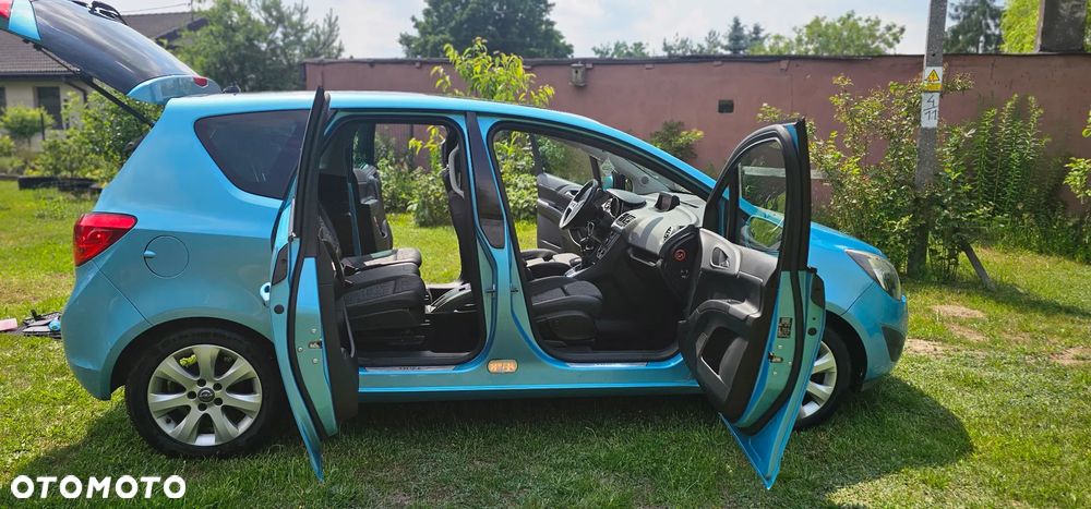 Opel Meriva 1.4 T Cosmo - 14