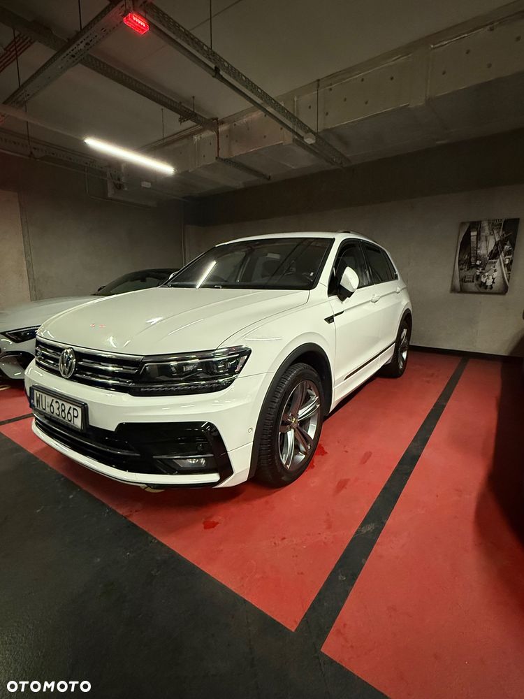 Volkswagen Tiguan - 1