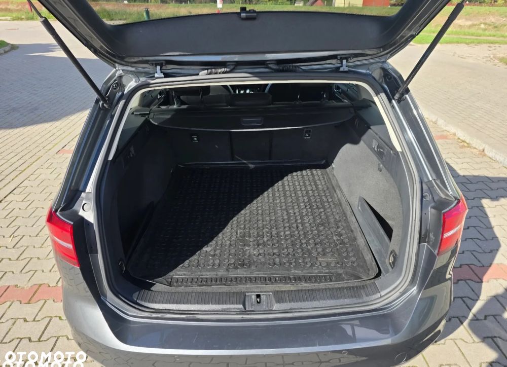 Volkswagen Passat 1.8 TSI BMT Highline DSG - 9