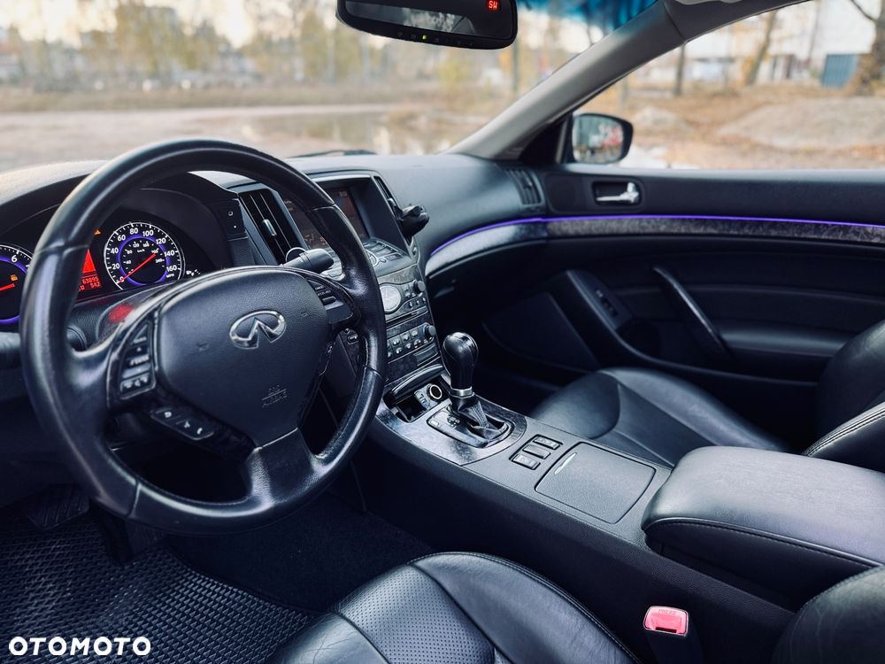 Infiniti G G37 - 13