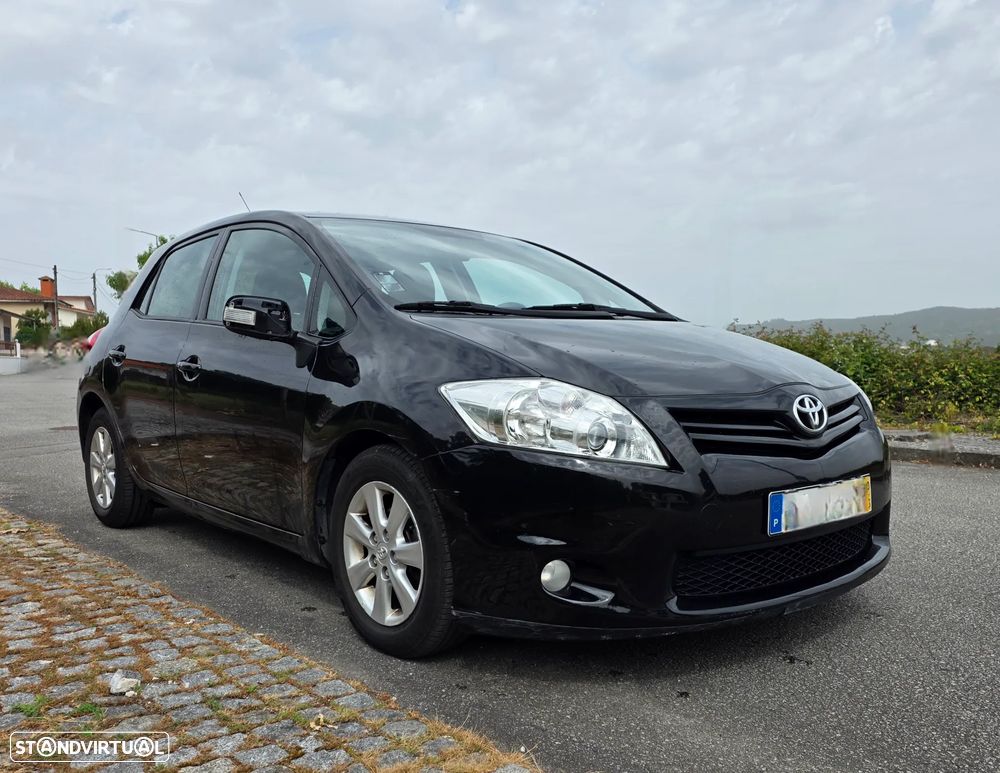 Toyota Auris 1.4 D-4D AC - 1