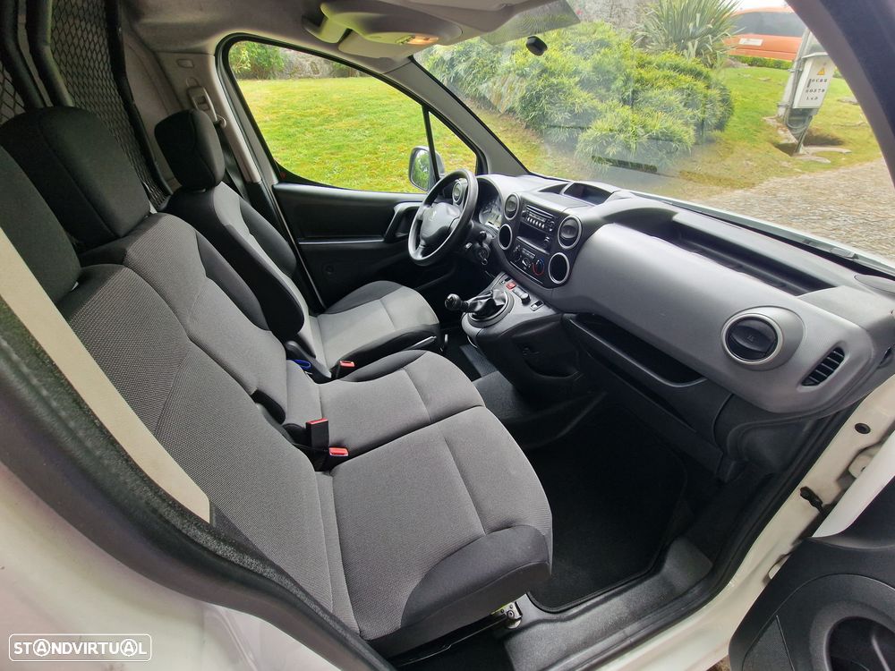 Peugeot PARTNER 1.6 HDI 100CV NACIONAL C/NOVA - 9