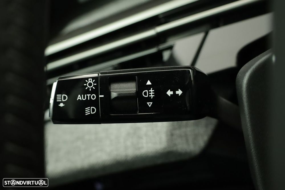 Peugeot 3008 1.2 Hybrid Allure e-DCS6 - 16