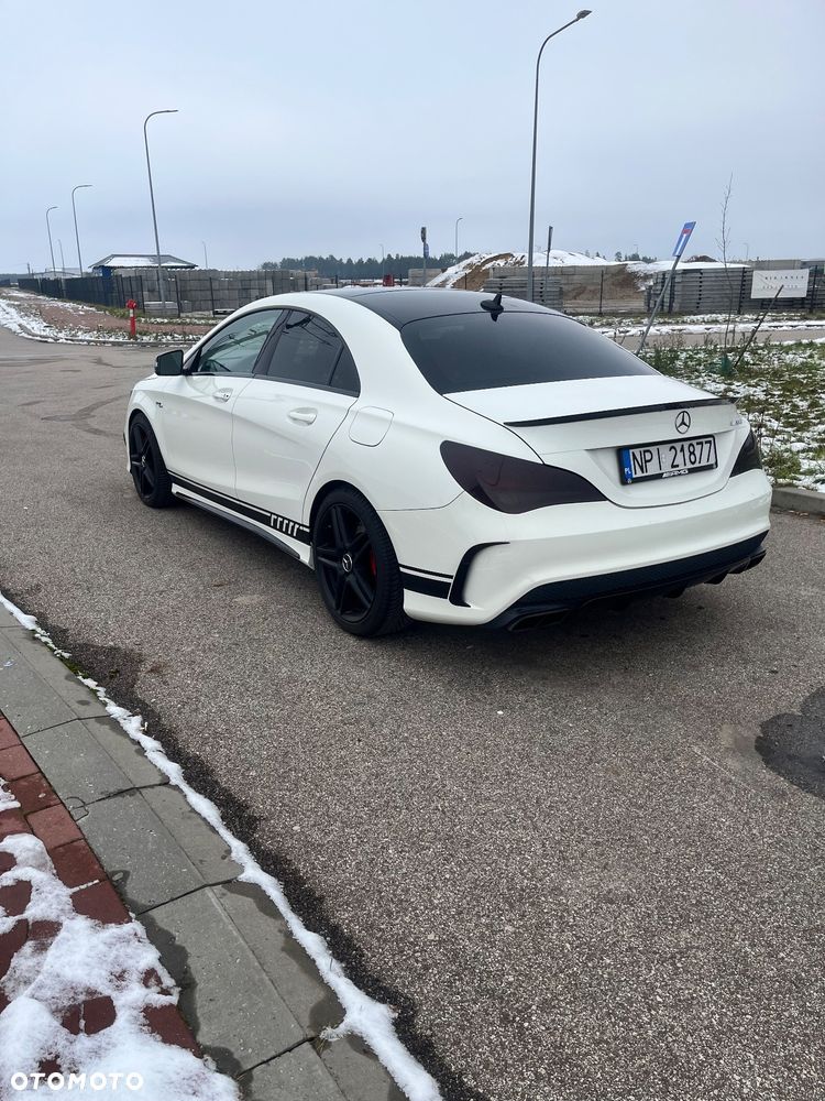 Mercedes-Benz CLA 45 AMG 4Matic 7G-DCT - 4