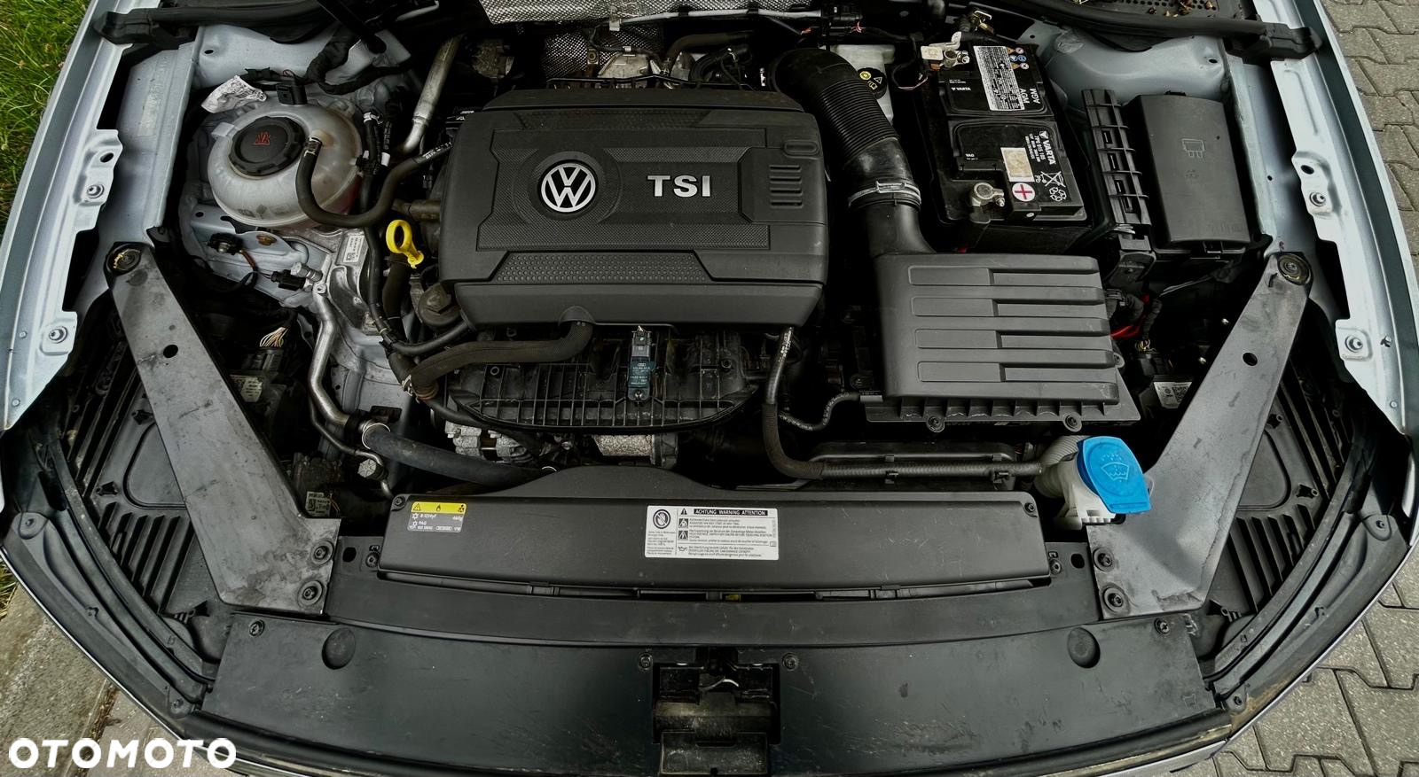 Volkswagen Passat Variant 1.8 TSI (BlueMotion Technology) DSG Highline - 40
