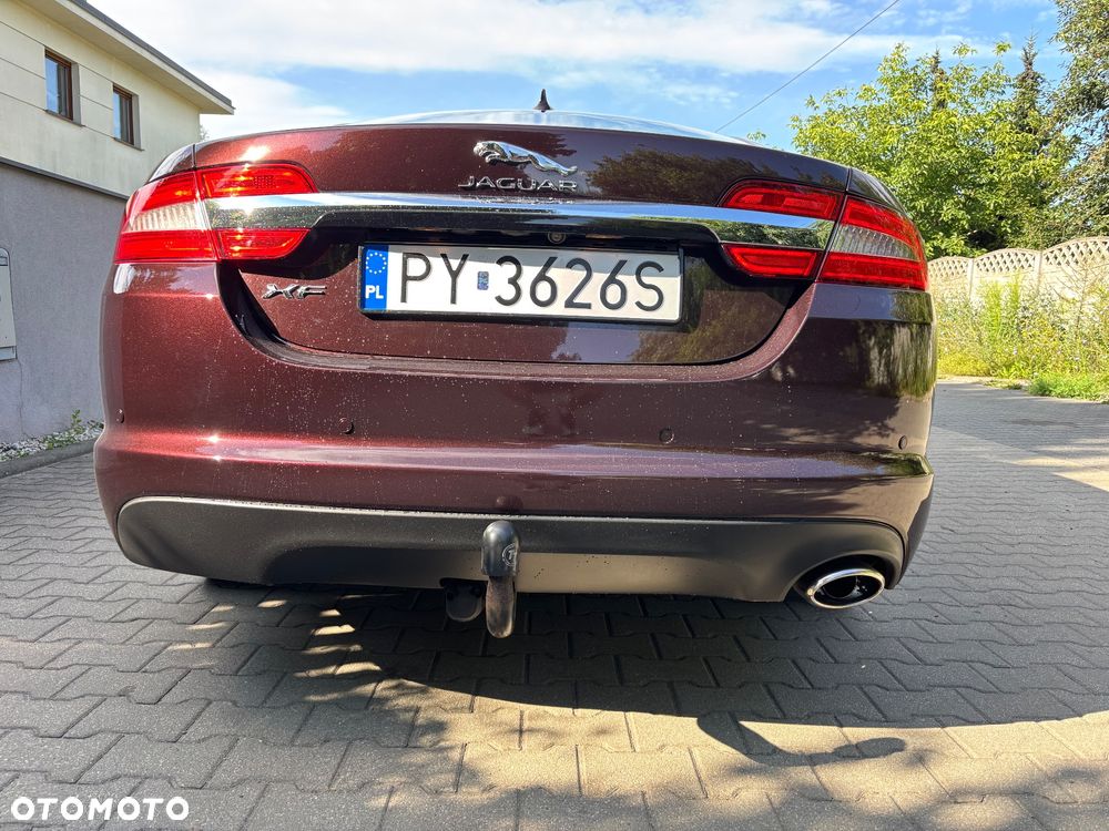 Jaguar XF 2.2 - 6