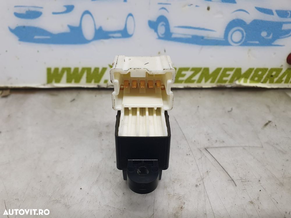 Buton geam dreapta spate Suzuki Ignis 3 [2016 - 2020] 1.2 hybrid K12C - 2