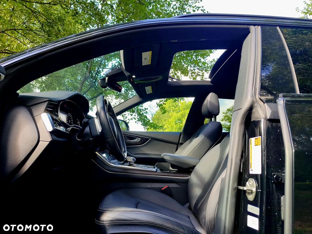 Audi Q8 55 TFSI mHEV Quattro Tiptronic - 12