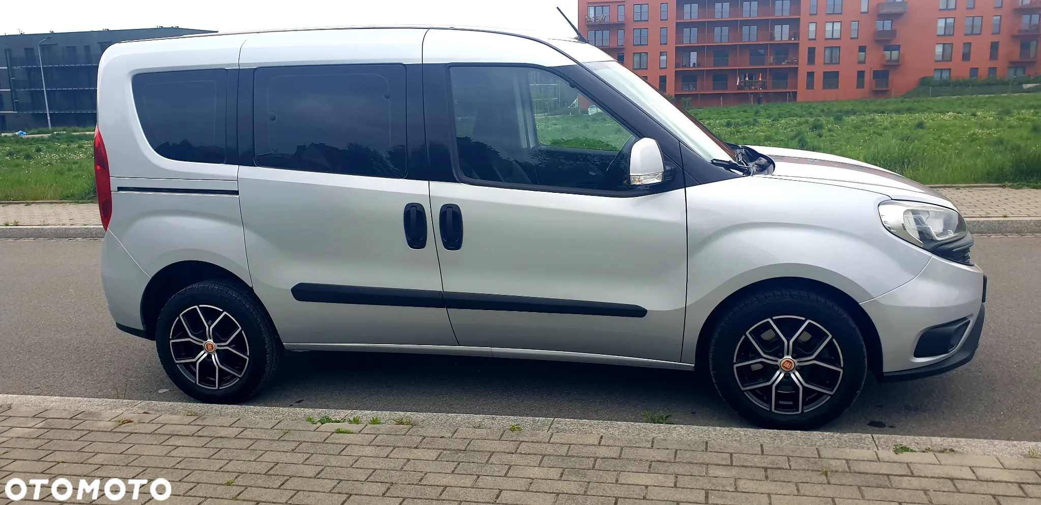 Fiat Doblo 1.6 Multijet 16V Lounge - 26
