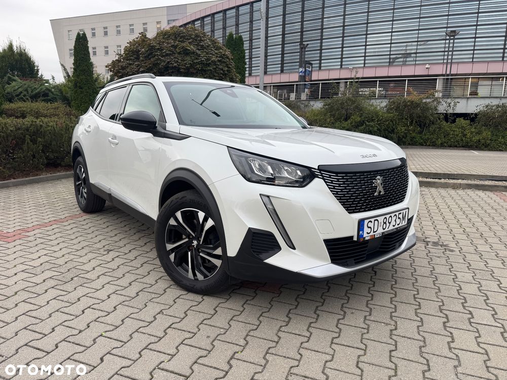 Peugeot 2008 1.5 BlueHDi Allure S&S EAT8 - 1