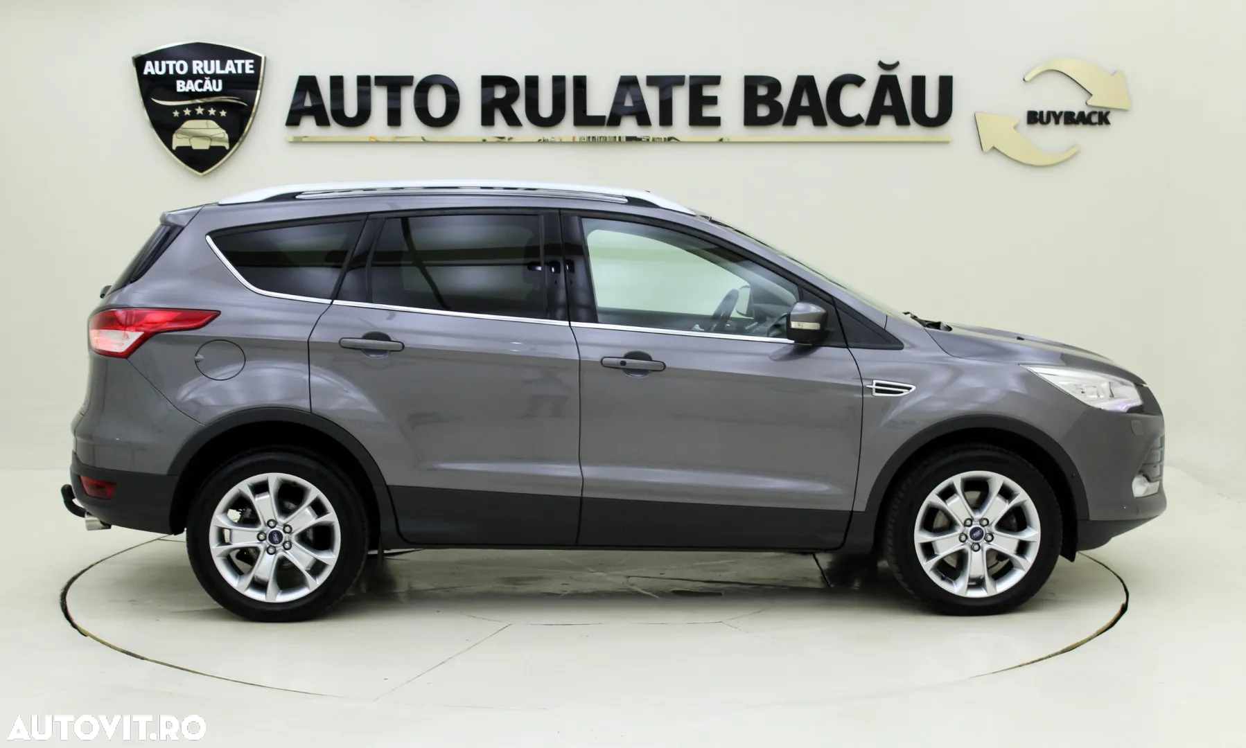 Ford Kuga 2.0 TDCi 4WD Titanium - 4