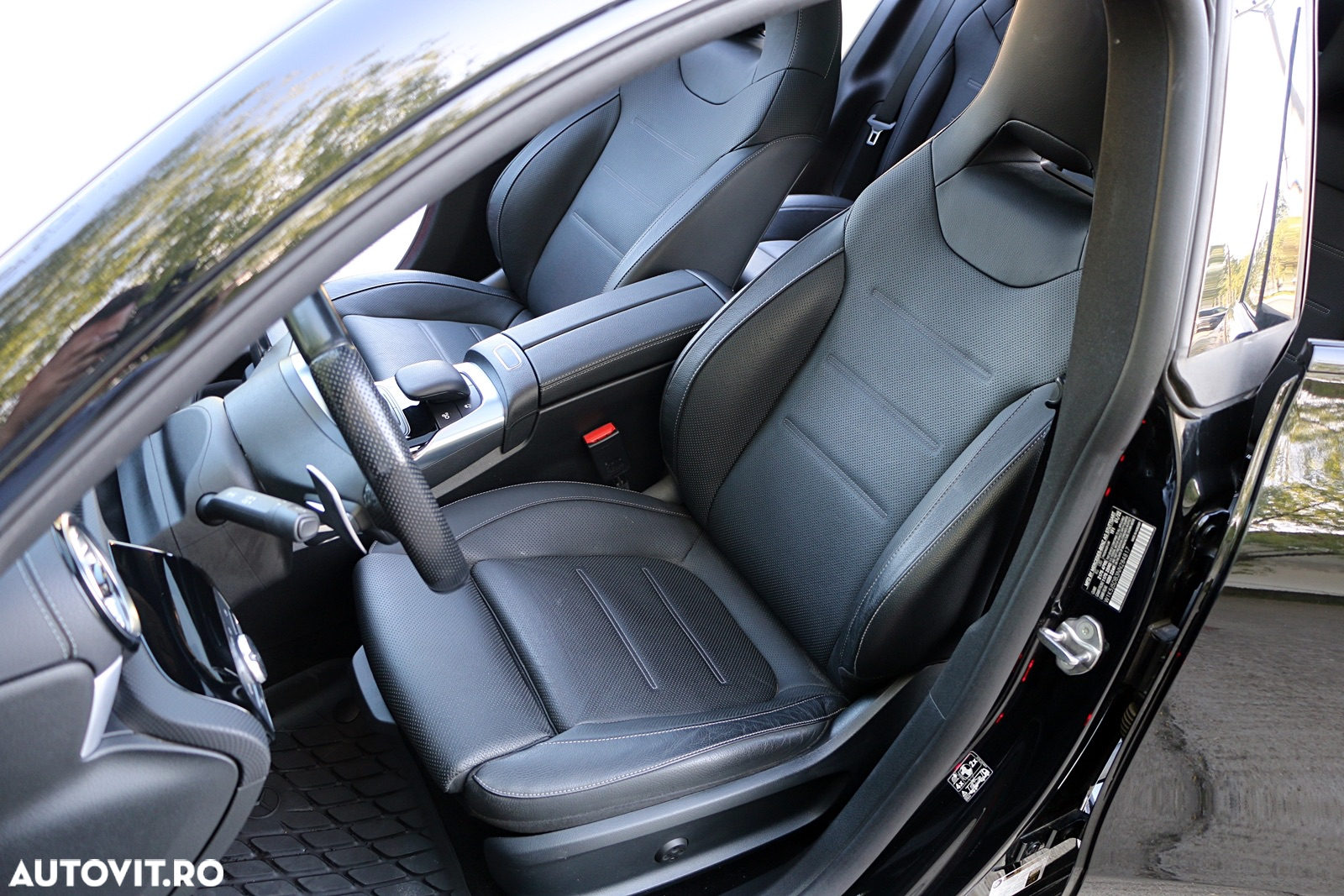 Mercedes-Benz CLA - 21