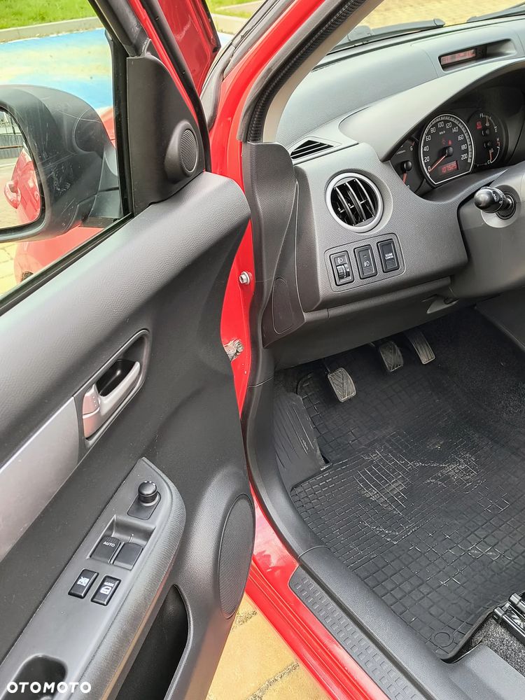 Suzuki Swift 1.3 DDiS Comfort - 13