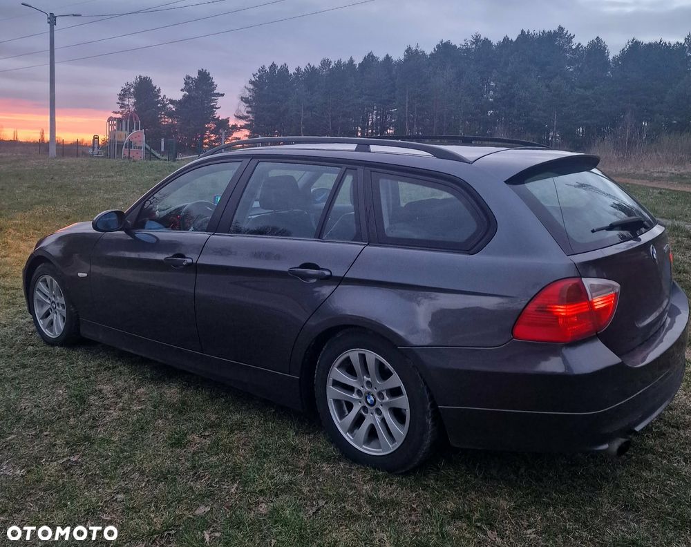BMW Seria 3 - 13