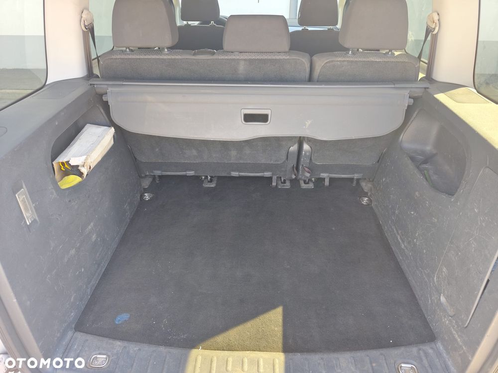 Volkswagen Caddy Maxi 2.0 TDI Comfortline - 5