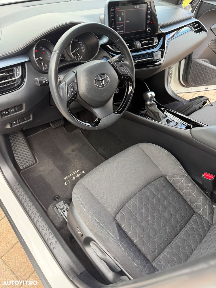 Toyota C-HR 1.8 HSD 122 CP 4x2 CVT Cult - 7