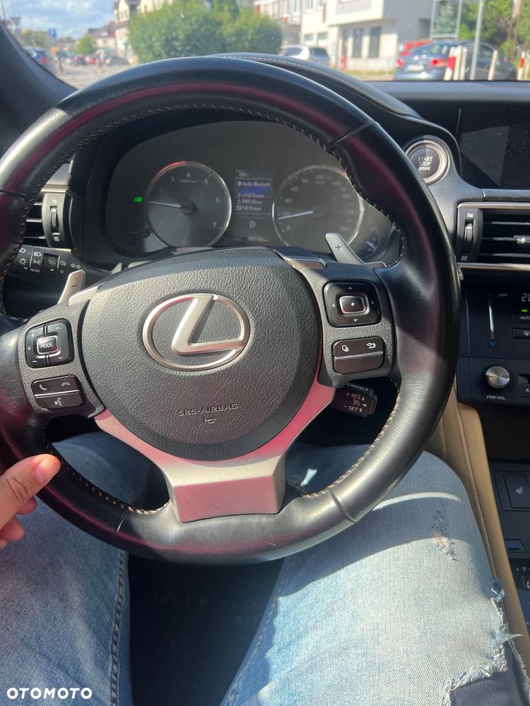 Lexus RC 200t / 300 Elegance - 8