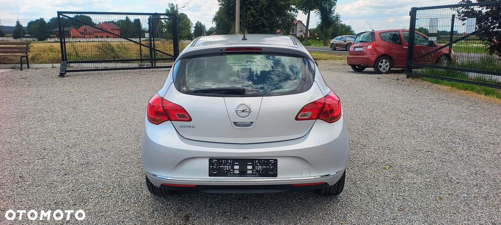 Opel Astra 1.6 Style - 12