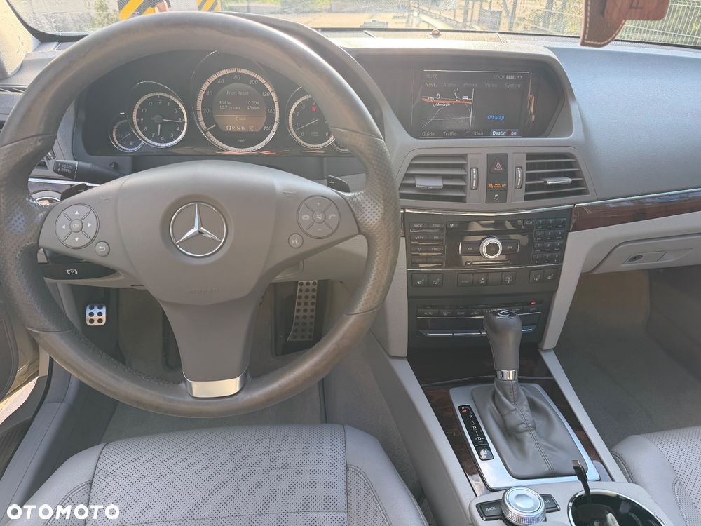 Mercedes-Benz Klasa E - 8