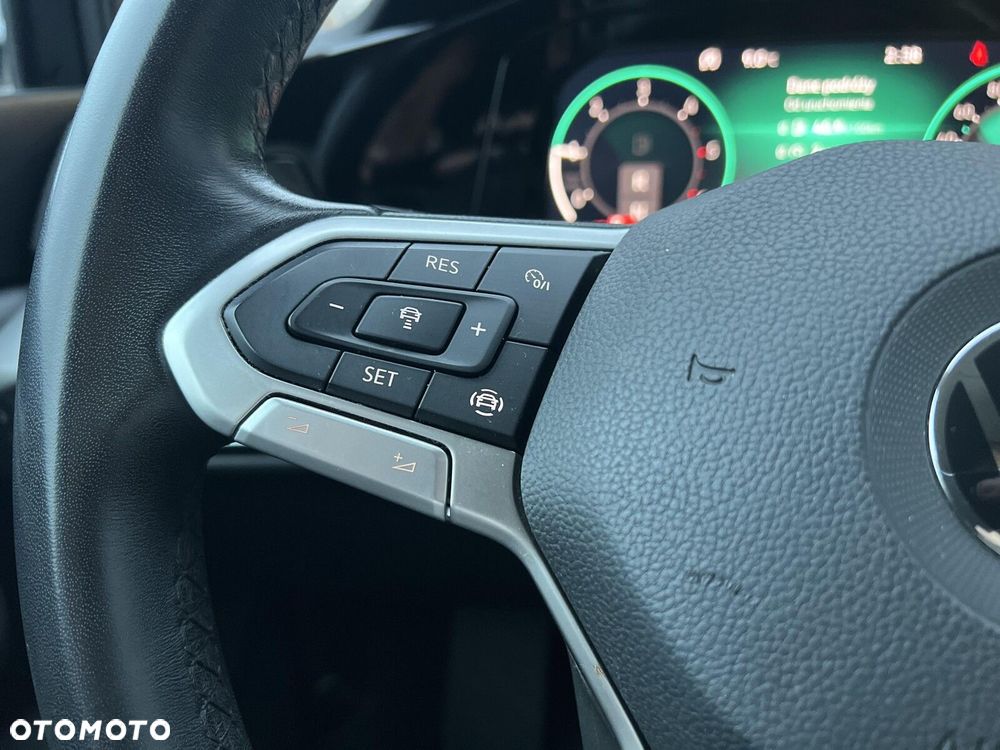 Volkswagen Golf Variant - 21