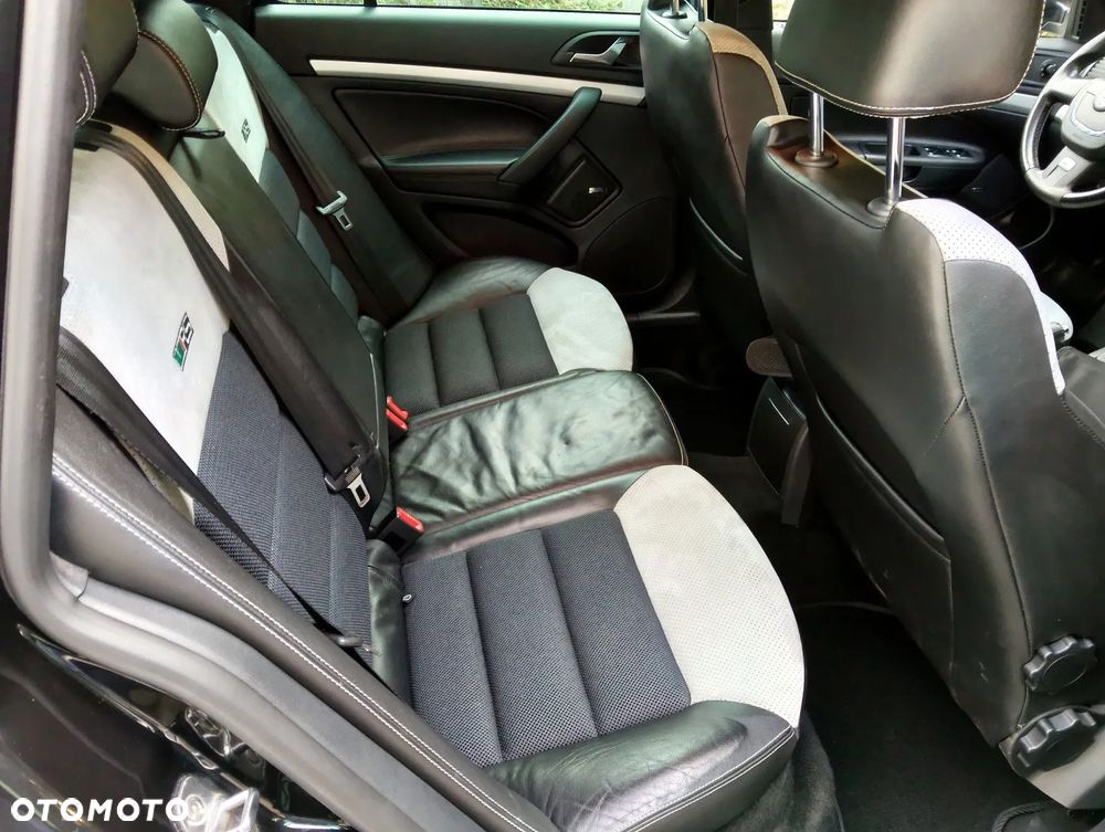 Skoda Octavia 2.0 TDI RS - 19