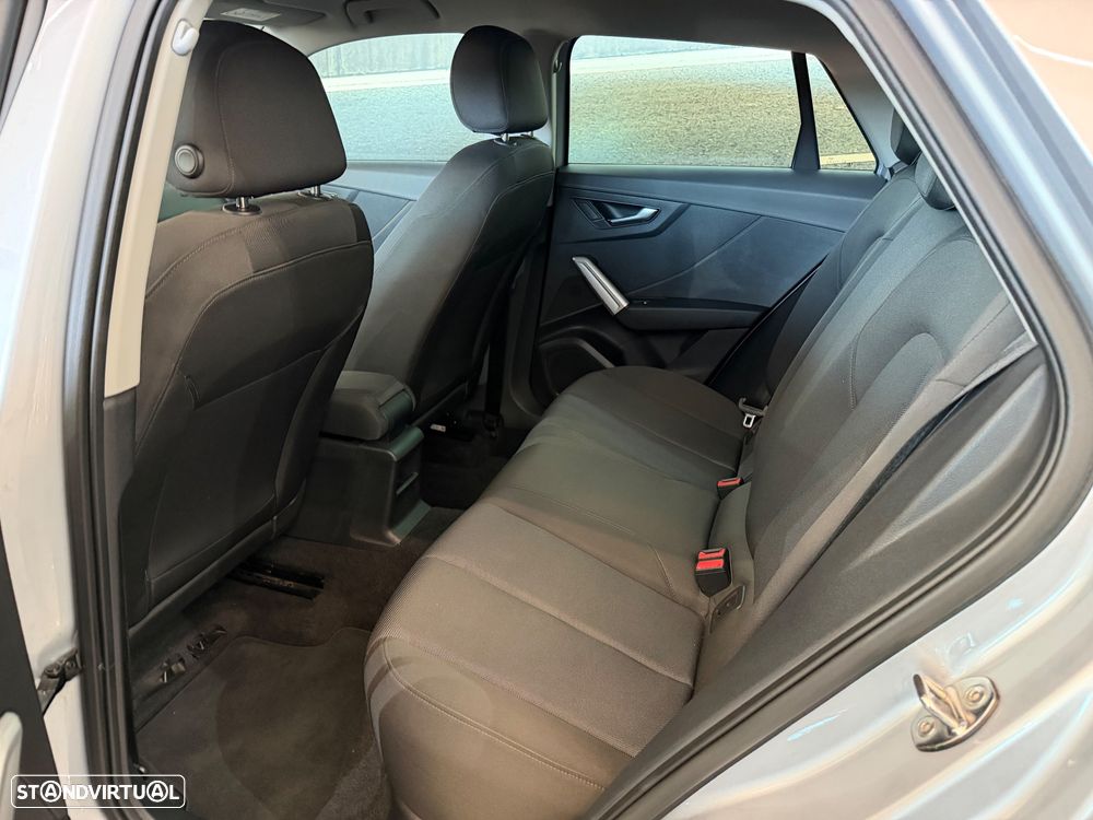 Audi Q2 30 TDI Design - 7