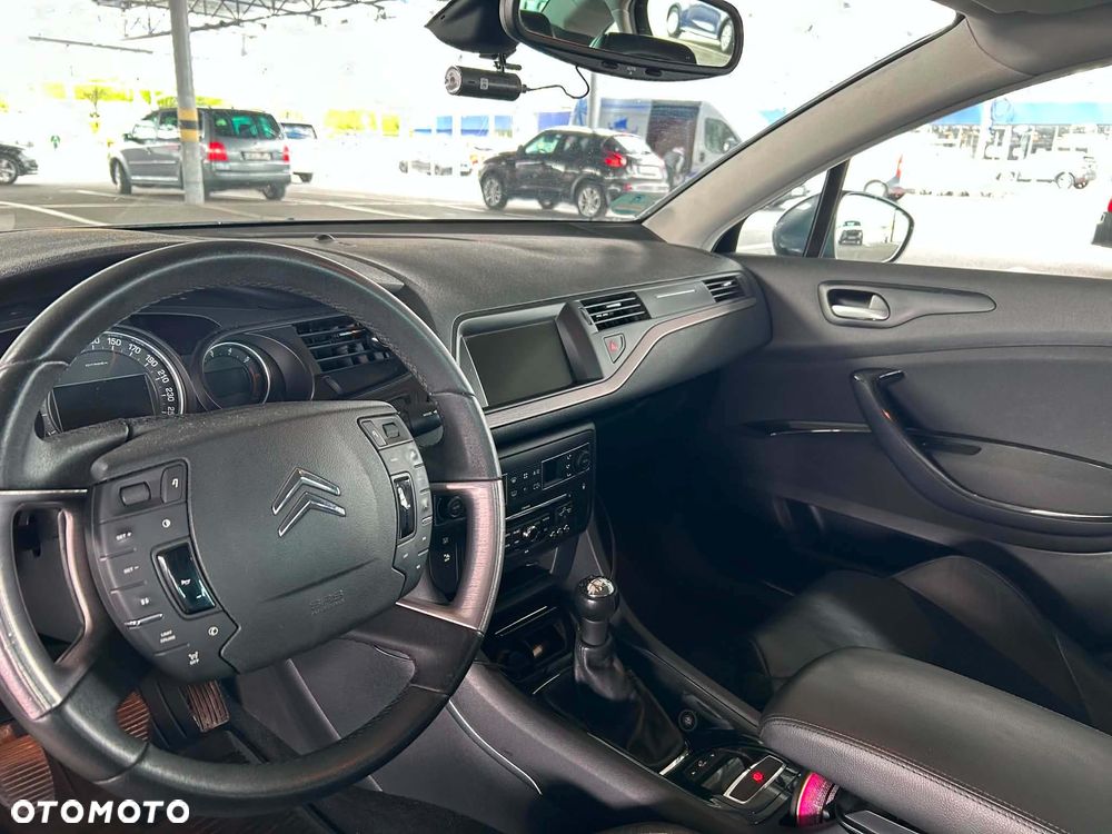 Citroën C5 2.0i 16V Dynamique Equilibre Navi - 8