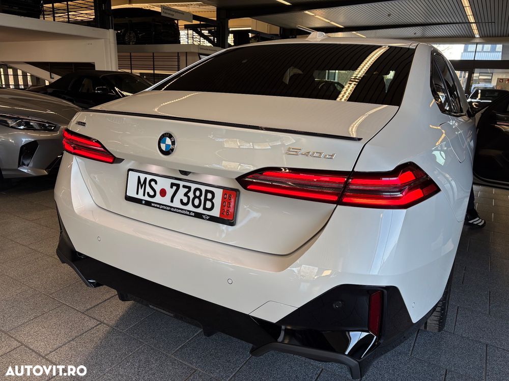 BMW Seria 5 540d xDrive AT MHEV - 3