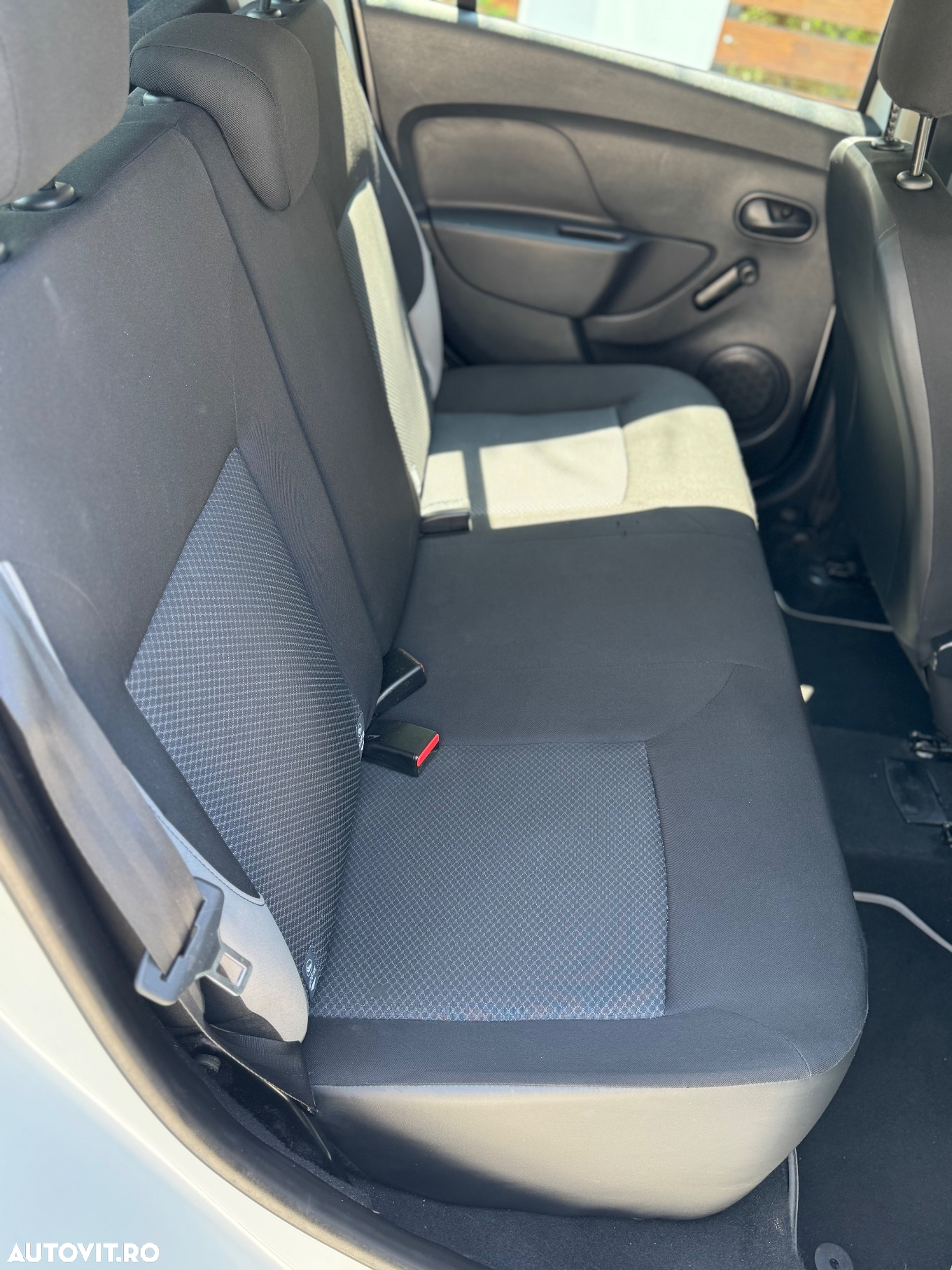 Dacia Sandero 1.5 75CP Ambiance - 13