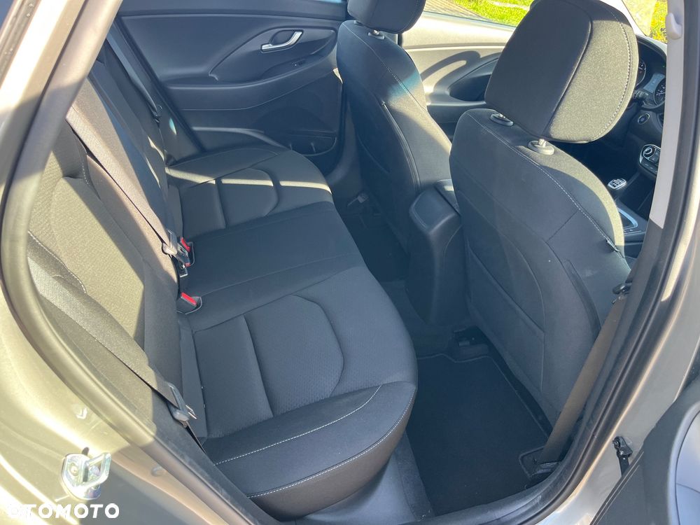 Hyundai i30 1.4 T-GDI Intro Edition - 23