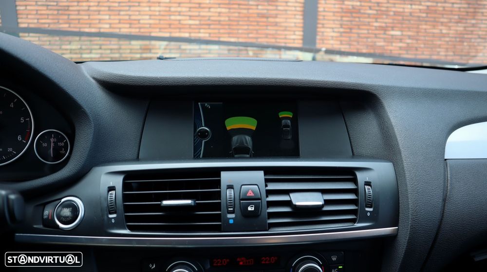 BMW X3 20 d xDrive - 27