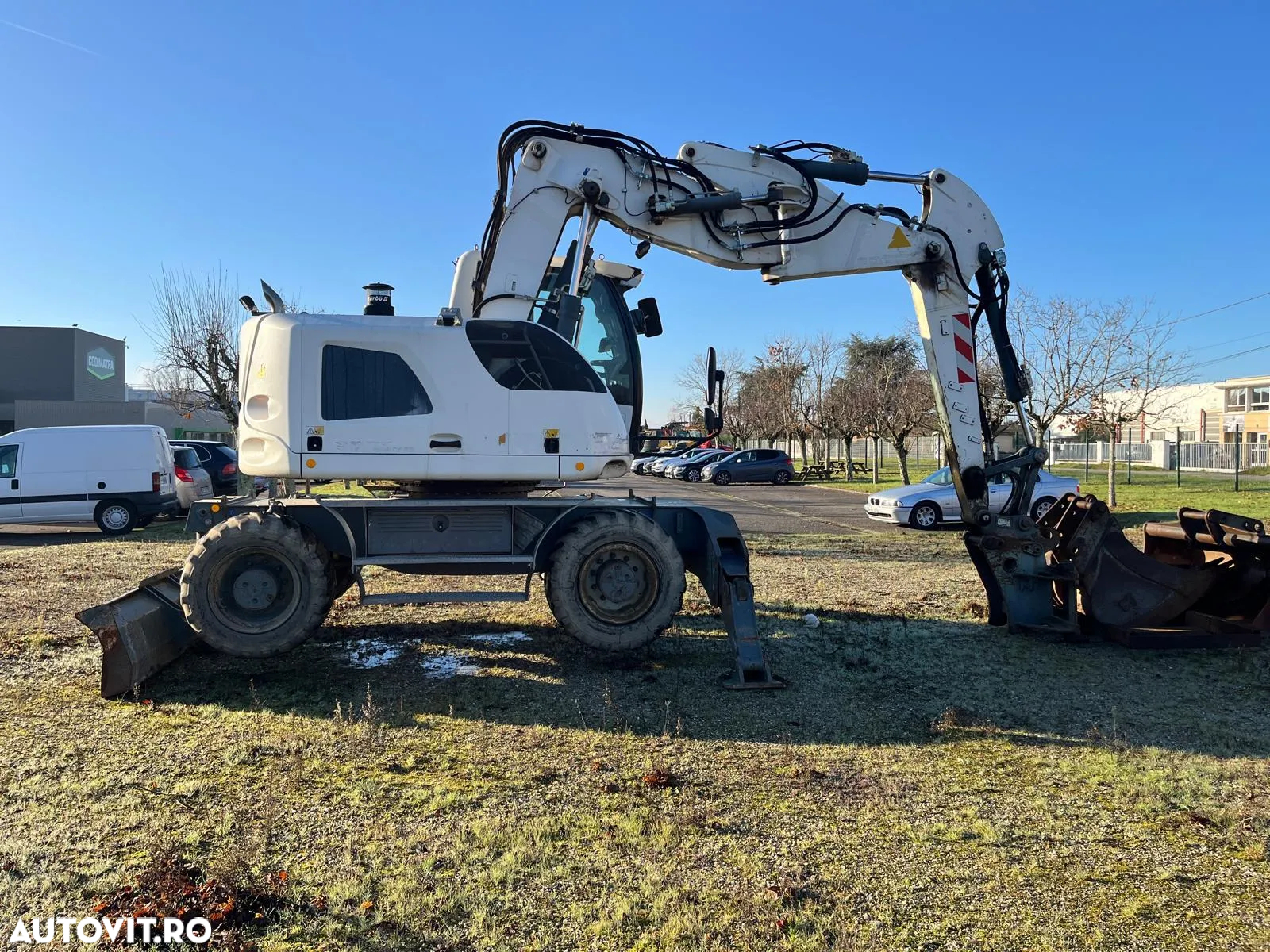 Liebherr A 914 Excavator pe roți - 7